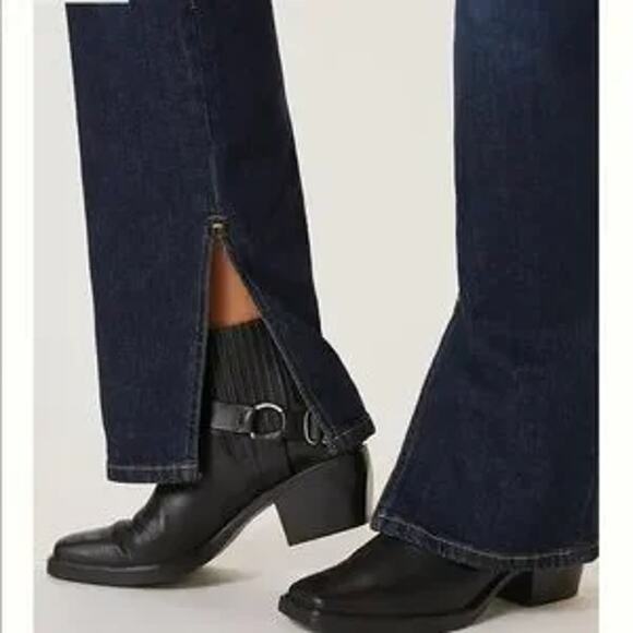 NWT - Anthropologie Pilcro Women's Open Slit Bottom Jeans Size: 25 - Picture 3 of 7